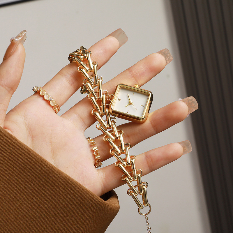 Orologio al Quarzo da Donna, L - Watch Triangle Luxury recensione e prezzo