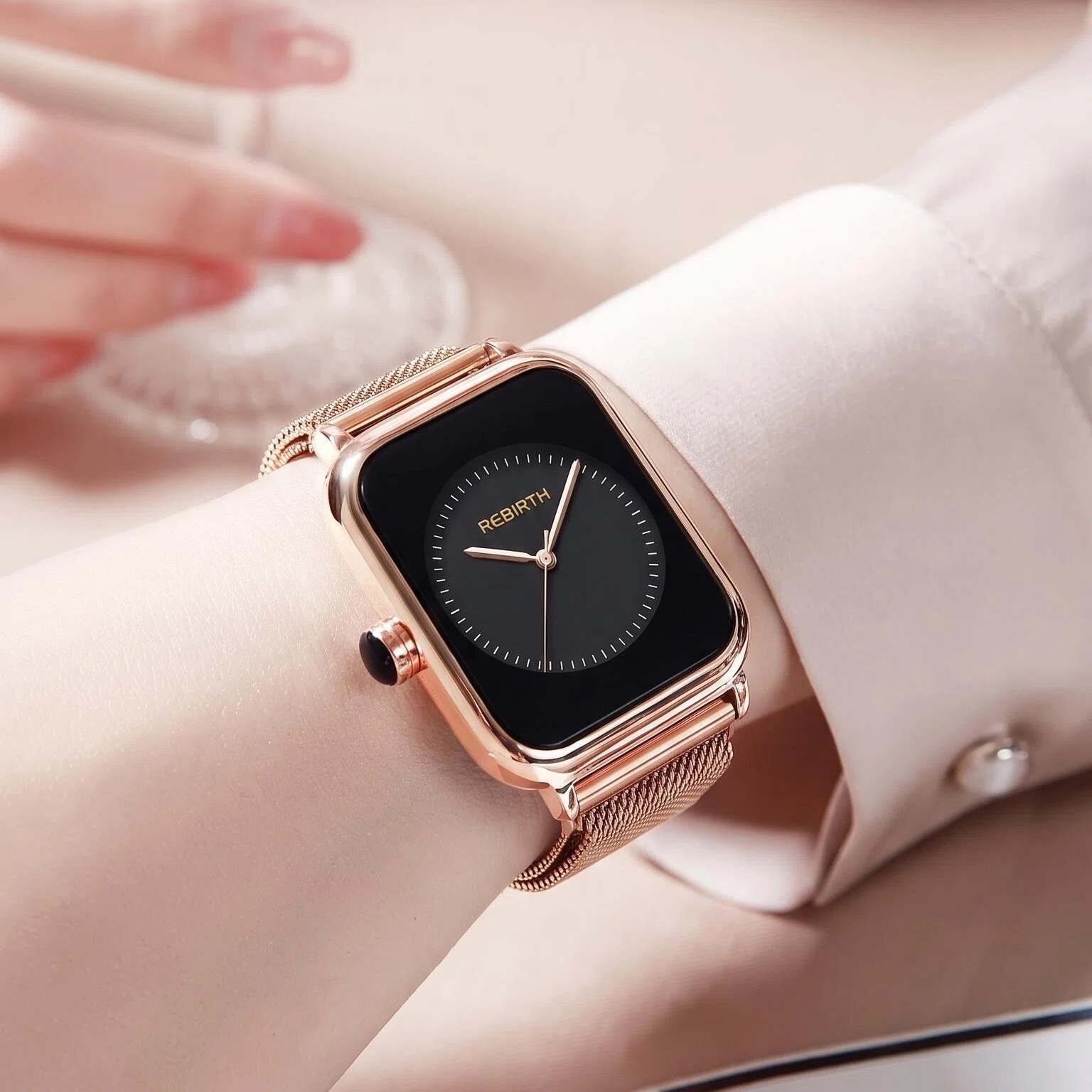 Orologio da Donna Quadrato di  - Luxury Watch Gold And Black recensione e prezzo