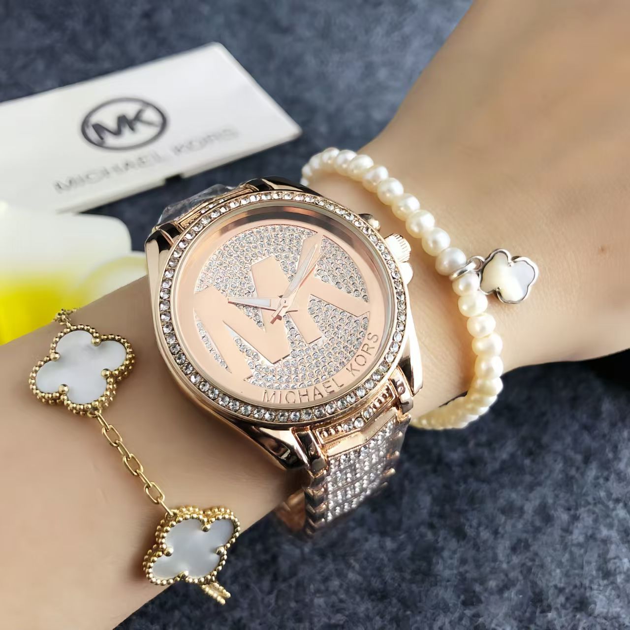 Nuovo orologio da donna Michae - Luxury Watch Photo recensione e prezzo