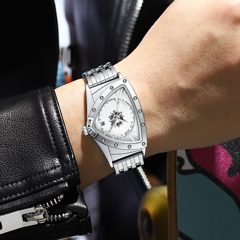 Orologio da uomo triangolare c - Watch Triangle Luxury recensione e prezzo