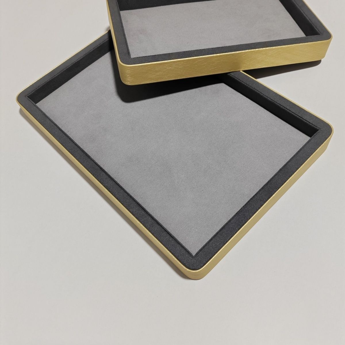 Vassoio espositore per gioiell - Luxury Watch Photo recensione e prezzo